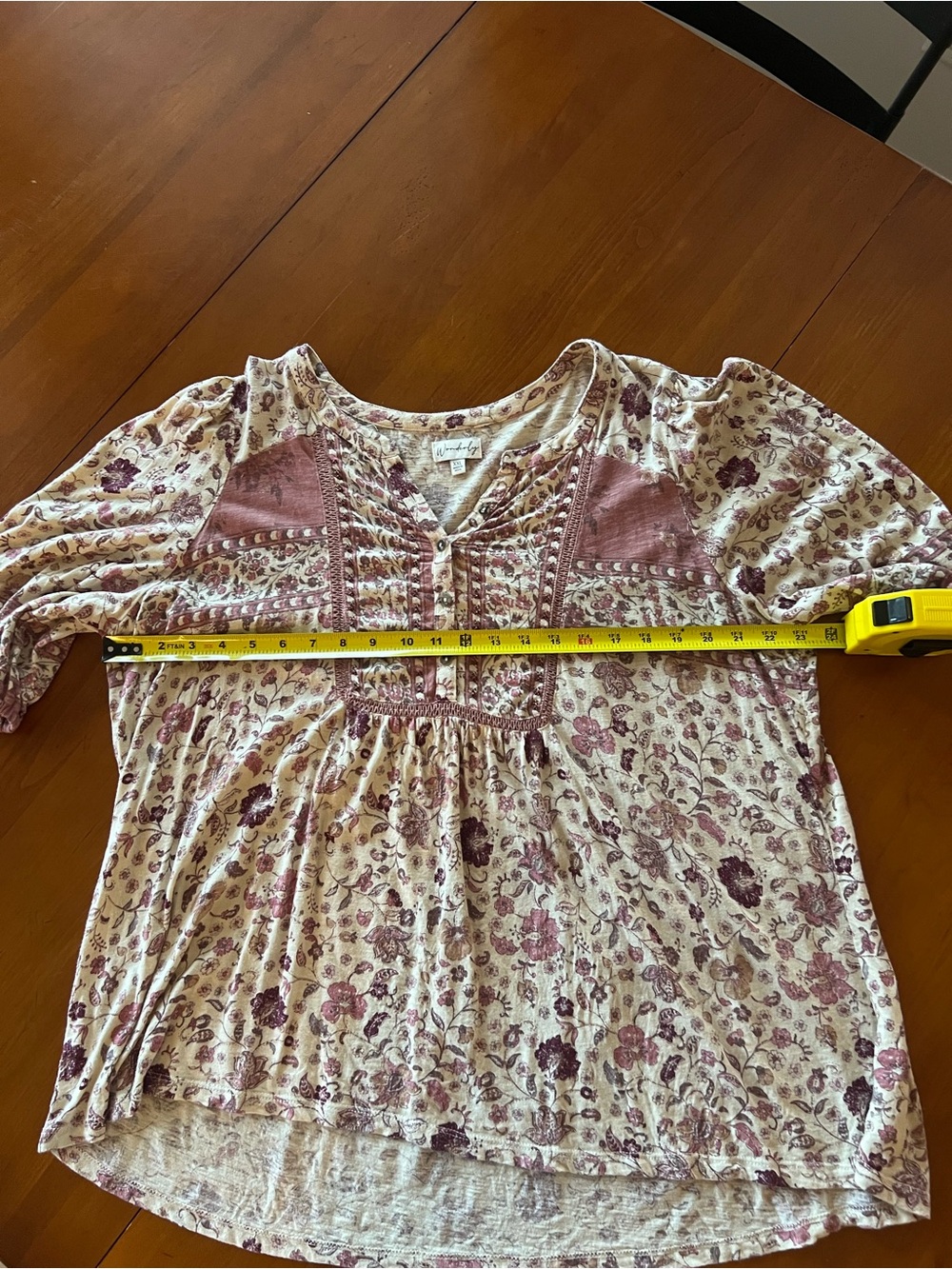 Wonderly Cream Floral Tunic with Mauve-Brown Trim - Picture 4 of 5